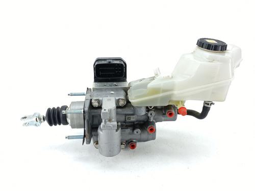 Maître-cylindre TOYOTA C-HR (_X1_) 1.8 Hybrid (ZYX10_, ZYX11_) (98 hp) 31856521