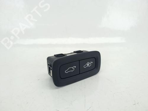 Used Tailgate handle VOLVO V60 I Cross Country (157) [2010-2018]  30121883
