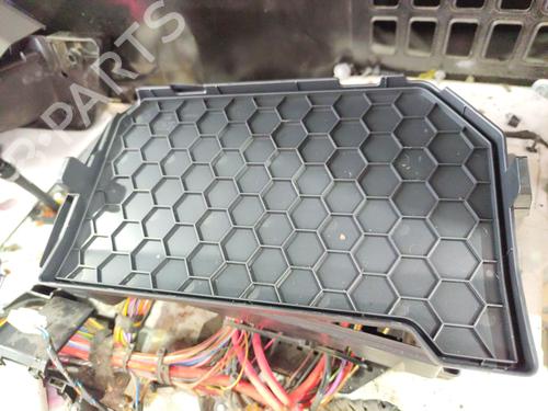 Fuse box VW CRAFTER Van (SY_, SX_)  | BP30775848E1 