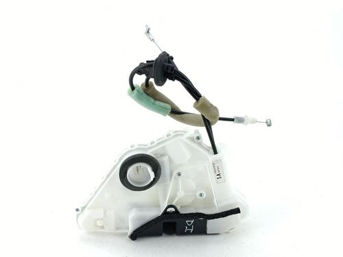 venstre-foran-las-mazda-cx-30-dm-2019-34544367 main image