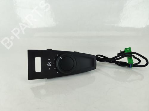Used Climate control CITROËN C4 Grand Picasso II (DA_, DE_) 1.2 THP 130 (130 hp) 26438523