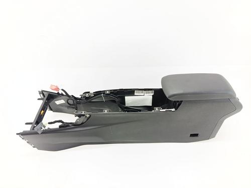 Middle console CITROËN C4 III (BA_, BB_, BC_) 1.2 PureTech 130 (BAHNSA, BAHNSB) | BP31862167I22