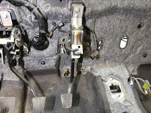 Used Break pedal Break pedal KIA RIO IV (YB, SC, FB) 1.25 (84 hp) 33953021 33953021