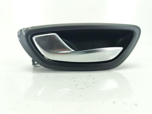 Venstre bak invendig håndtak RENAULT MEGANE IV Hatchback (B9A/M/N_) 1.2 TCe 130 (B9MR) (130 hp) 25879104