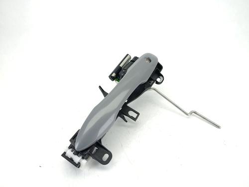 front-left-exterior-door-handle-toyota-corolla-hatchback-_e21_-_ea1_-_eh1_-2018-31926827 main image