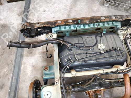 Benzintank SANTANA 300/350 1.6 HDi 4x4 (90 hp) 31382788