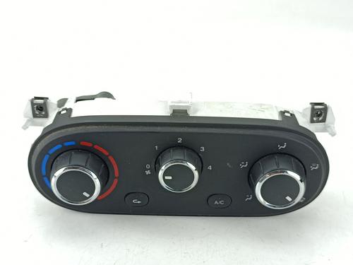 climate-control-iveco-daily-iv-van-2006-2007-2008-2009-2010-2011-2012-38488845 main image