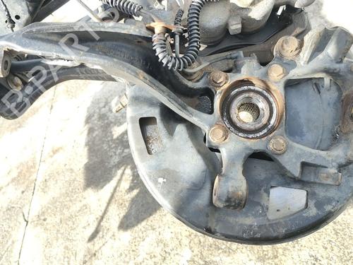 Used Right front steering knuckle Right front steering knuckle 37073989 37073989