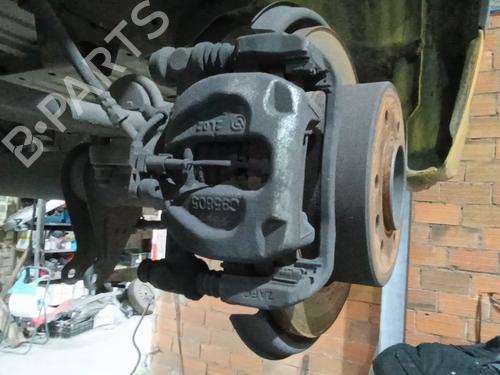 Venstre bremsekaliber bag Venstre bremsekaliber bag MERCEDES-BENZ SPRINTER 3,5-t Van (B907, B910) 315 CDI RWD (907.631, 907.633, 907.635, 907.637) (150 hp) 39668707 39668707