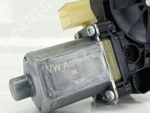 Right front window motor AUDI A4 B9 (8W2, 8WC) 2.0 TDI | BP37641476E20 - Image 2