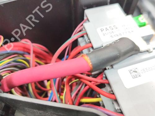 Boîte à Fusibles JEEP COMPASS (MP, M6, MV, M7) 1.6 CRD | BP30685656E1