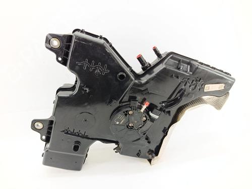 AdBlue-tank VW CRAFTER Van (SY_, SX_) [2016-2026]  32162425