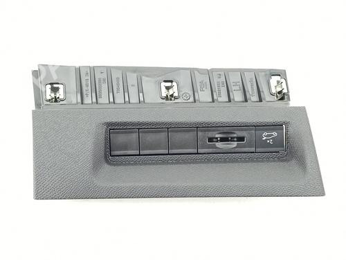 switch-peugeot-408-ii-fp_-f3_-fm_-2022-36238945 main image