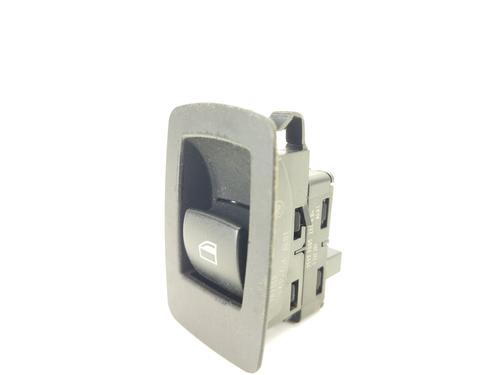 Used Right rear window switch BMW X3 (E83) 2.0 d (150 hp) 8945397