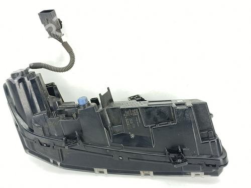 Right front indicator PEUGEOT 308 III (FB_, FH_, FP_, F3_, FM_) BlueHDi 130 (FBYHZL, FBYHZT) | BP30103602C33 