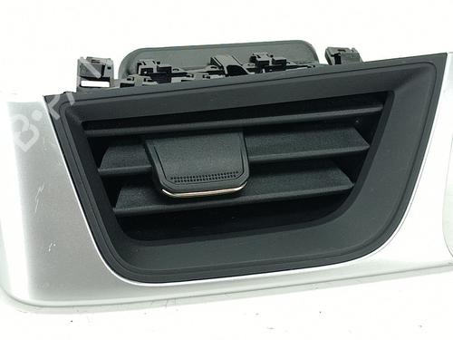 Used Air vent RENAULT CAPTUR II (HF_) TCe 90 (HFM6) (91 hp) 29823681