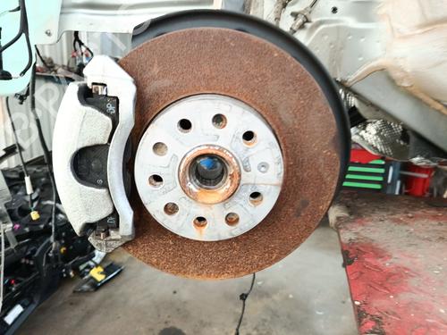 Used Left front brake caliper VW T-ROC (A11, D11) [2017-2025]  30685756