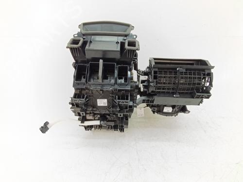 Chauffage completa Chauffage completa TOYOTA YARIS (_P21_, _PA1_, _PH1_) 1.5 Hybrid (MXPH10, MXPH11) (116 hp) 34622638 34622638