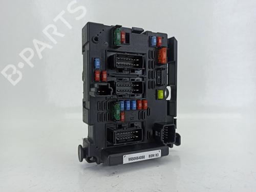 Used Fuse box PEUGEOT 307 (3A/C) 1.6 HDi 110 (109 hp) 25875344
