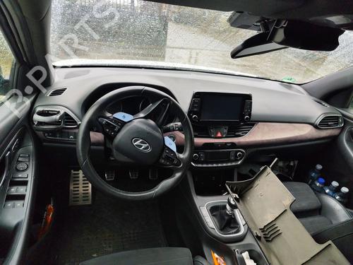 Left front seat HYUNDAI i30 (PDE, PD, PDEN) 2.0 N | BP33117800C15 - Image 24