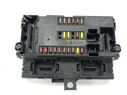 Used Fuse box Fuse box CITROËN JUMPER II Van 2.2 BlueHDi 140 (140 hp) 34519011 34519011