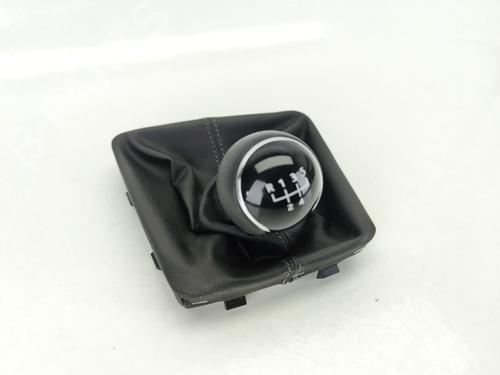Used Shift knob Shift knob SEAT LEON ST (5F8) [2012-2020] 26583642 26583642
