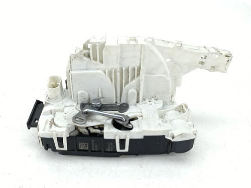 Used Rear right lock Rear right lock MERCEDES-BENZ SPRINTER 3,5-t Van (B907, B910) 315 CDI RWD (907.631, 907.633, 907.635, 907.637) (150 hp) 39715839 39715839