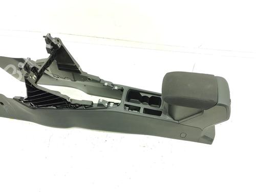Console central VW T-ROC (A11, D11) 1.5 TSI (150 hp) 29446319