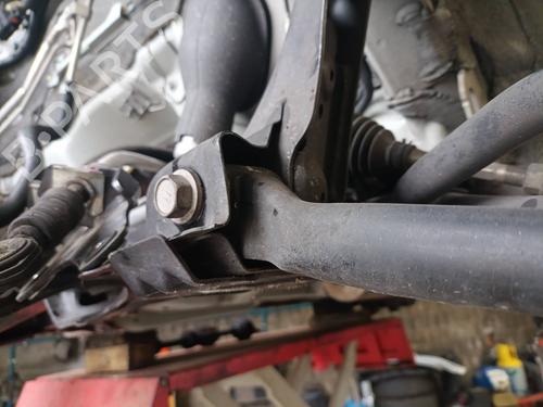 Left front suspension arm TOYOTA YARIS (_P13_) 1.4 D (NLP130_, NLP130) | BP26548124M12 