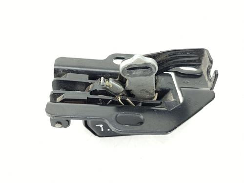 rear-left-lock-peugeot-traveller-bus-v_-2016-34440289 main image