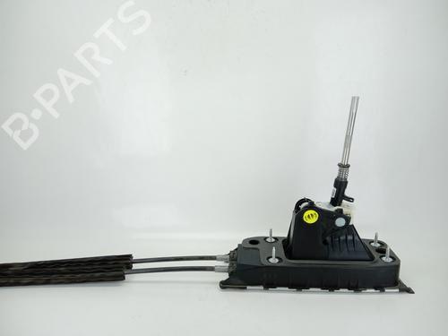 Used Gear lever VW GOLF VII (5G1, BQ1, BE1, BE2) [2012-2021]  11745952