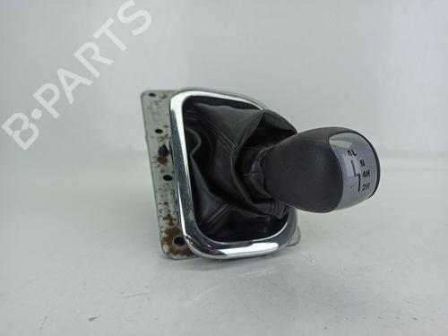 Used Gear lever SUZUKI GRAND VITARA I (FT, HT) [1998-2008]  15617295