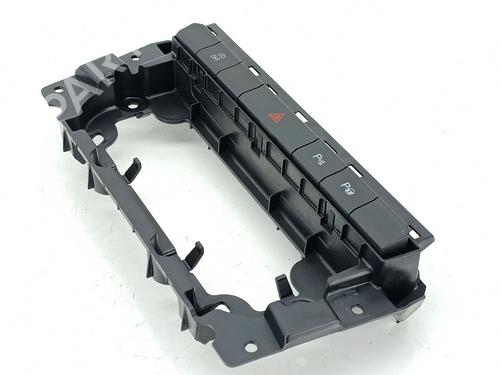 Bouton de warning VW T-ROC (A11, D11) | BP30685677I22