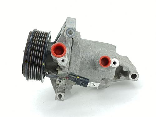 Used AC compressor AC compressor DACIA SANDERO III 1.0 TCe 90 (91 hp) 33618904 33618904