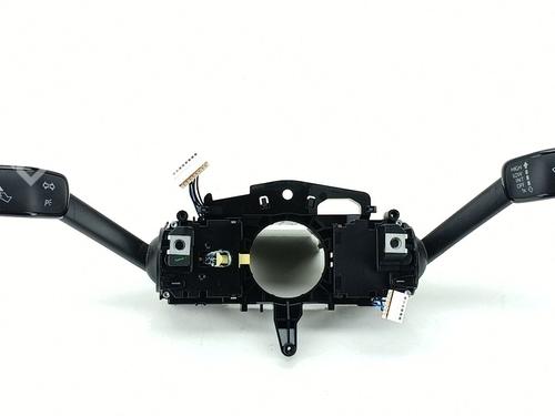 Used Switch SEAT LEON (KL1, KLG) 1.5 eTSI (150 hp) 32450500