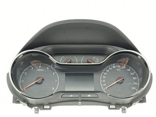 Used Instrument cluster OPEL CROSSLAND X / CROSSLAND (P17, P2QO) 1.2 (75) (110 hp) 31880493