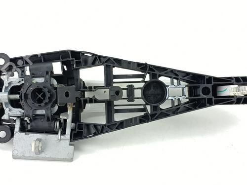 Høyre foran utvendig håndtak OPEL MOKKA / MOKKA X (J13) 1.6 CDTI (_76) | BP31038548C129