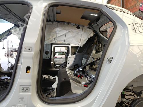 Gummiliste Gummiliste OPEL CORSA F (P2JO) 1.2 (68) (101 hp) 37492492 37492492