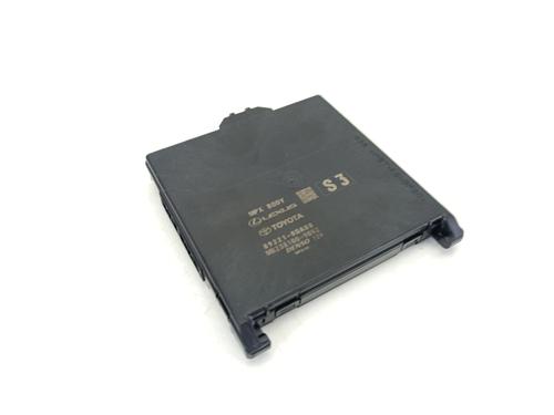 Used Electronic module Electronic module TOYOTA YARIS (_P21_, _PA1_, _PH1_) 1.5 Hybrid (MXPH10, MXPH11) (116 hp) 34693719 34693719