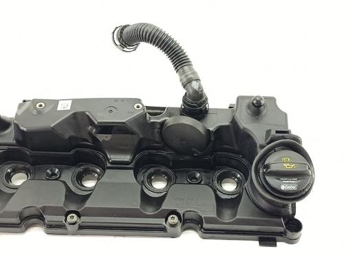 Used Valve cover VW GOLF VII Variant (BA5, BV5) 1.6 TDI (115 hp) 29122886