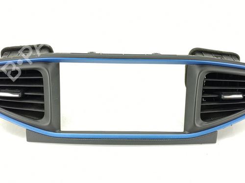 BP30769708O1 main image