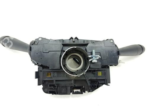 Switch CITROËN C4 CACTUS 1.2 PureTech 130 | BP29352052I30 
