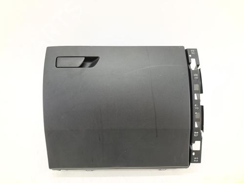 Used Glove box Glove box 38303134 38303134