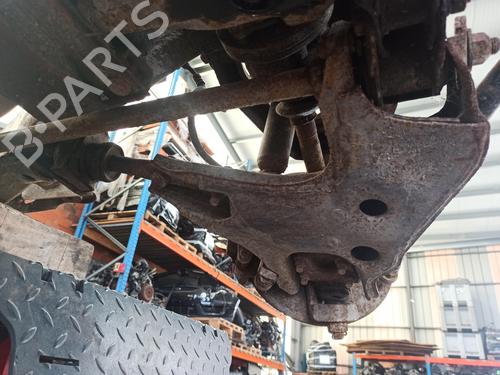 Querlenker links vorne für NISSAN TERRANO II (R20) 2.7 TD 4WD (101 hp) 26548152