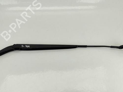 Used Front windshield wiper arm OPEL MOKKA 1.2 (76) (131 hp) 28070656