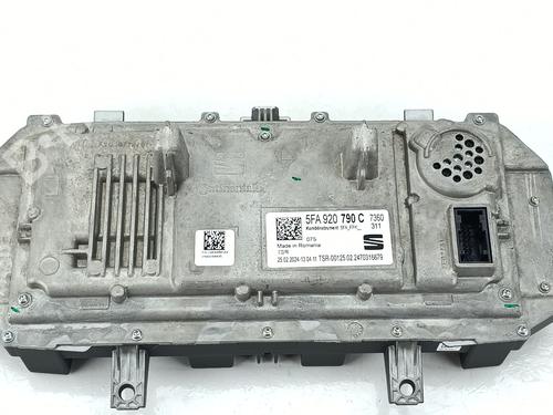 Instrument cluster SEAT LEON (KL1, KLG) 1.5 eTSI | BP32450495C47