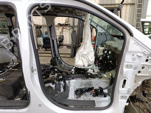 rubber-door-seal-peugeot-rifter-2018-33114355 main image