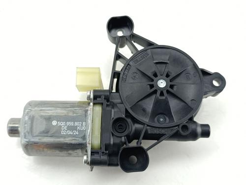 Right front window motor SKODA KAROQ (NU7, ND7) 2.0 TDI | BP29402303E20 