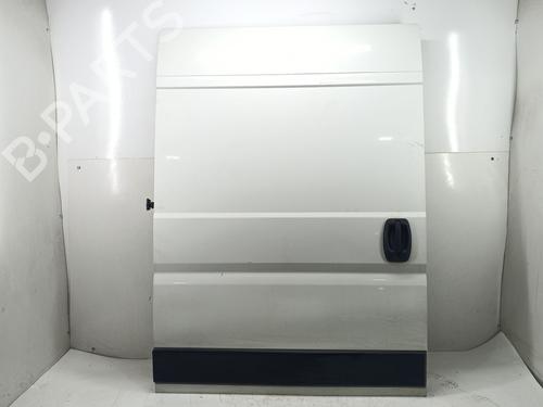 Used Right slide door Right slide door 39552359 39552359