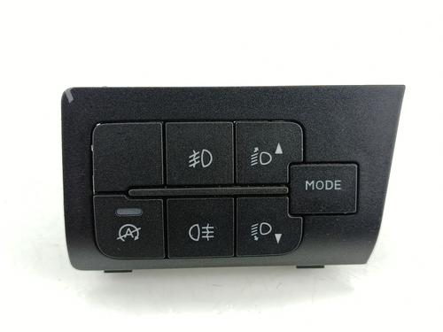 Kombi Kontakt / Stilkkontakt Kombi Kontakt / Stilkkontakt 38510325 38510325